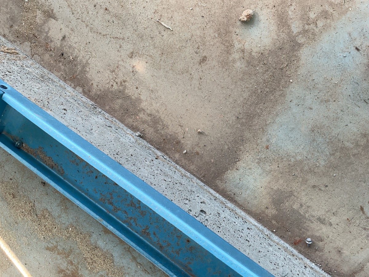 A second overhanging plate, Leppington